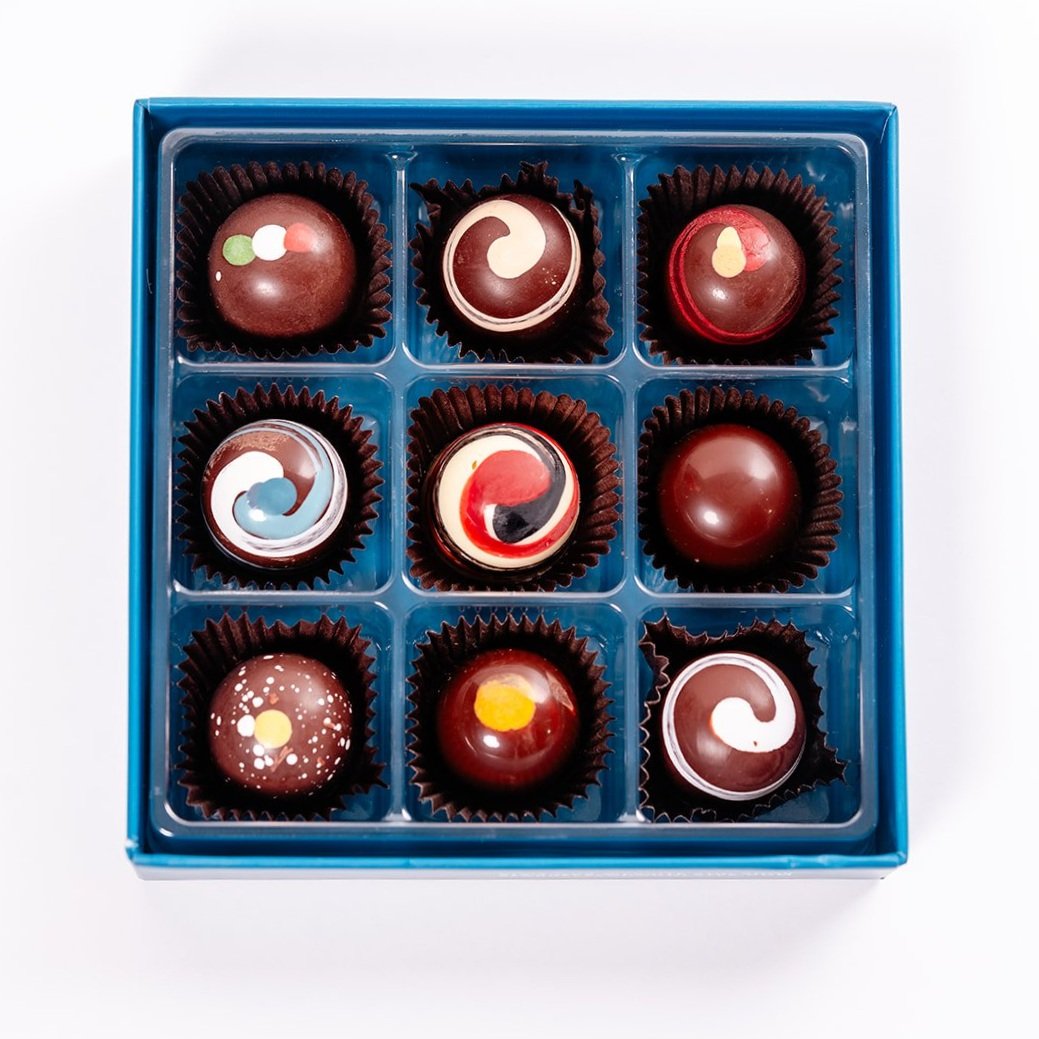 chocolat 7日間スペシャルセット 11箱 Buy Large Discovery Chocolate Pack (with Alcohol) Online